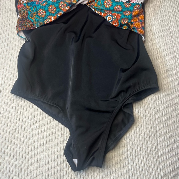 🖤Jantzen One Piece Swimsuit🖤 - Picture 4 of 6